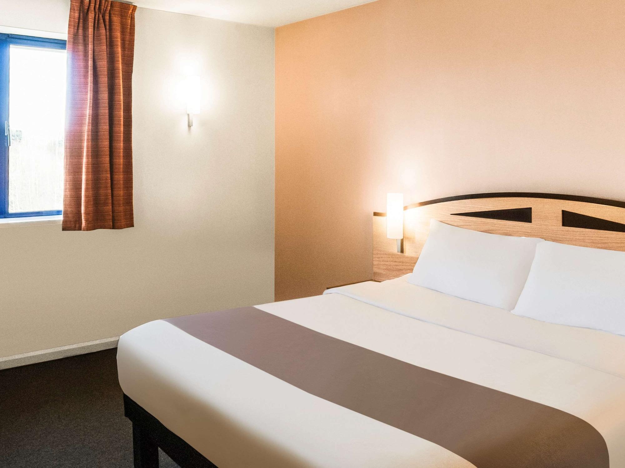 Ibis Rotherham East - Buitenkant foto